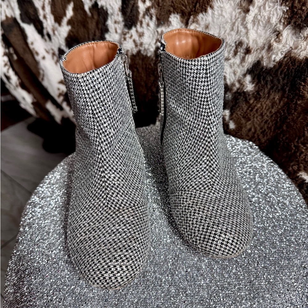 Kurt Geiger London Sparkle kids booties size 13